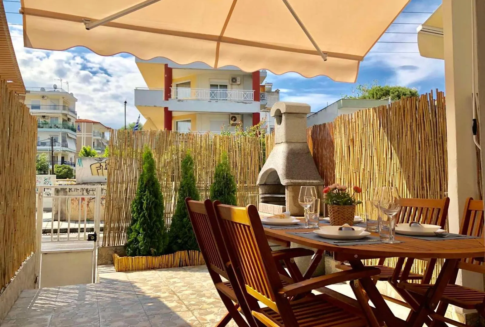 Sun Rise Apartment Peraia