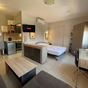 Апартаменты Q Luxury Perea Center, Переа