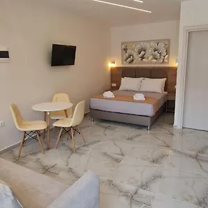Apartment Z Boutique, Peraía