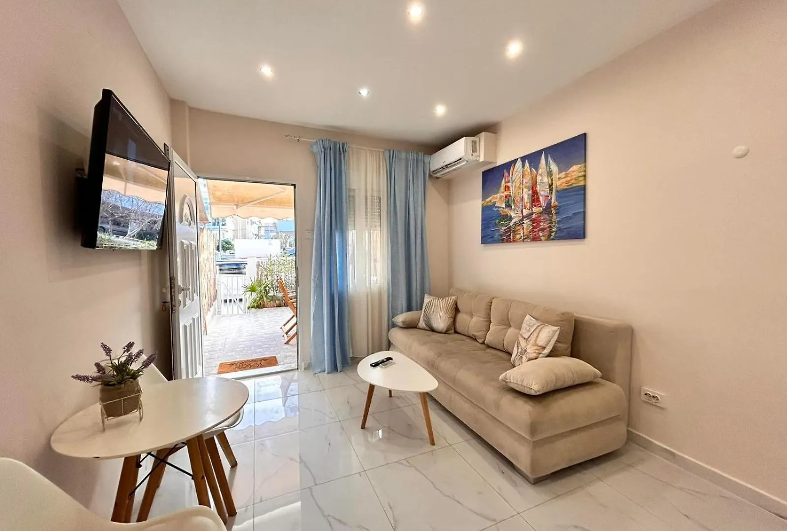 Sun Rise Apartment Peraia